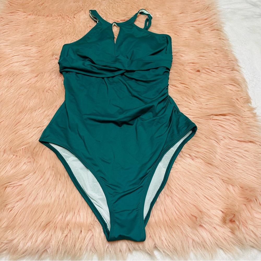 Cupshe Emerald Green One-Piece Swimsuit